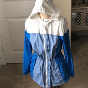 NWT🌸Old Navy🌸water resistant active jacket, Sz M